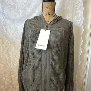 NEW! Lululemon Relaxed Fit Mesh Jacket size 12- lululemon athletica ·